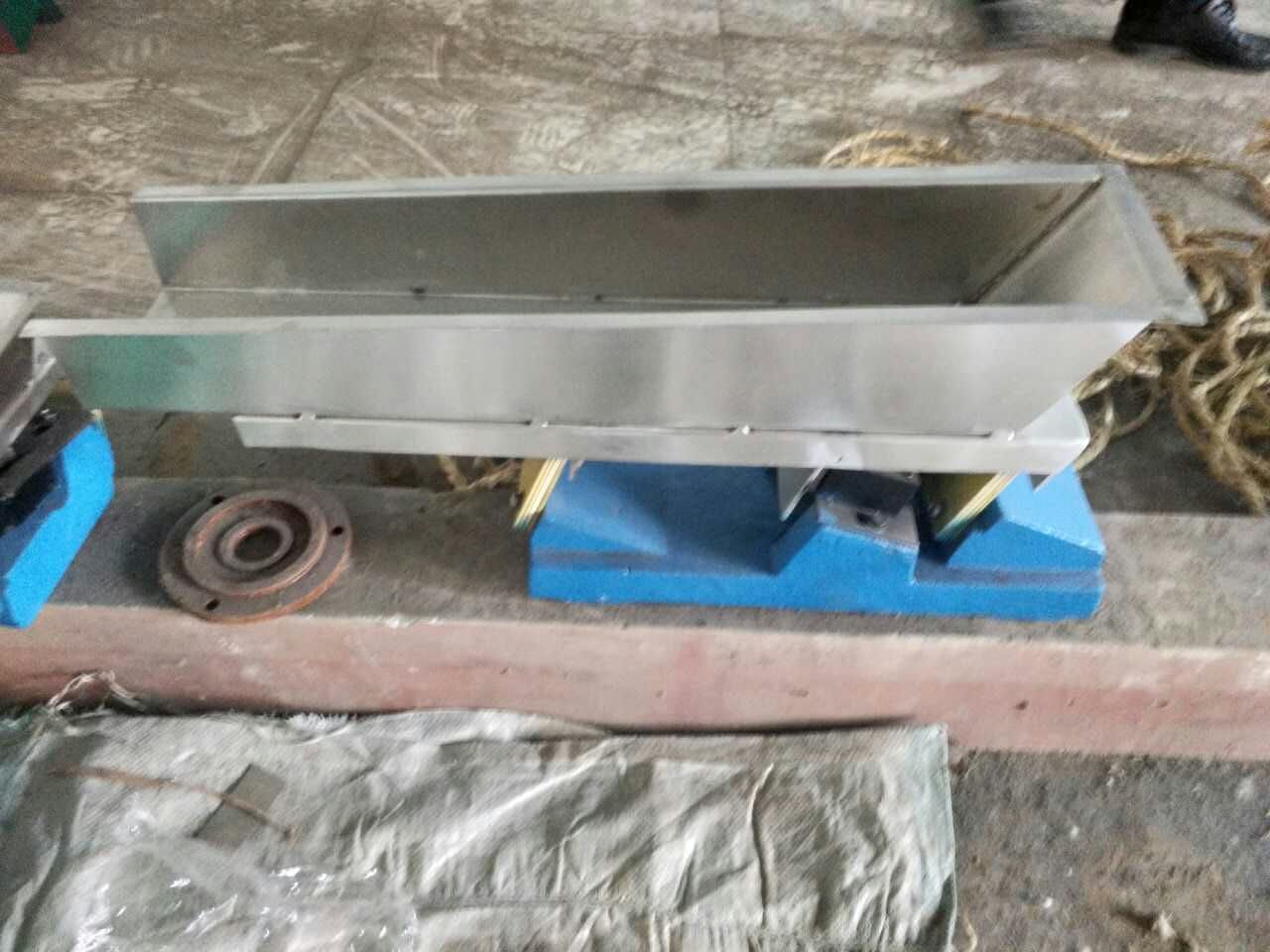 電磁給料機